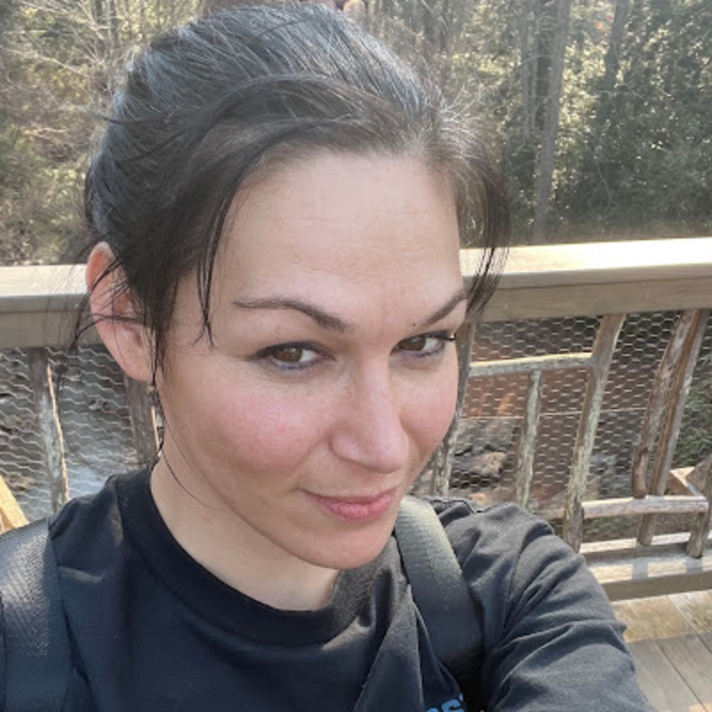 Meet your Posher, Brooke